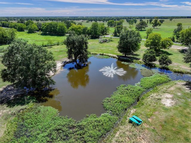 2802 Vz County Road 2112, Wills Point, TX 75169