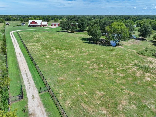 2802 Vz County Road 2112, Wills Point, TX 75169