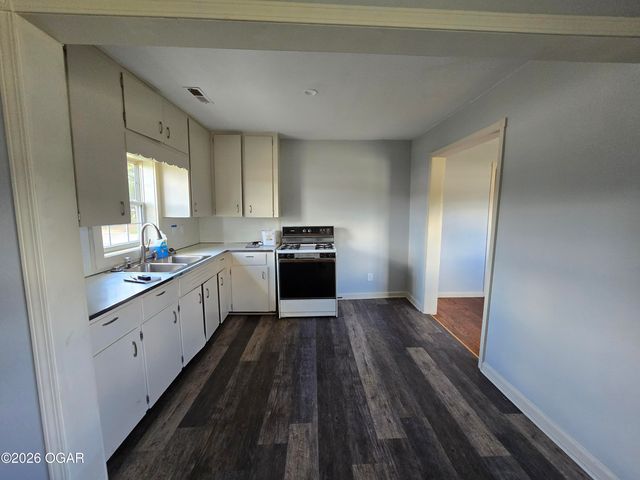 1823 E 12th Street, Galena, KS 66739