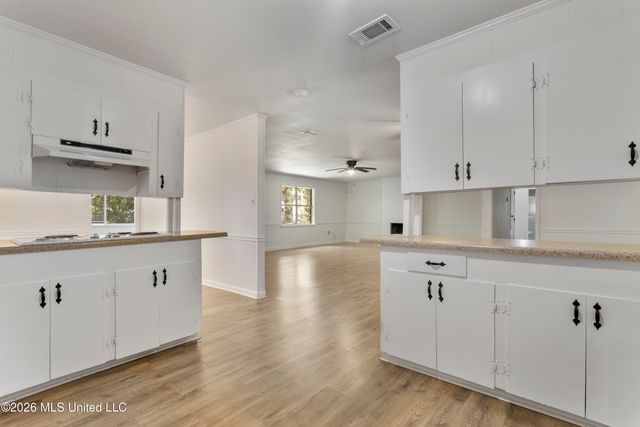 2408 Callie Road, Gautier, MS 39553
