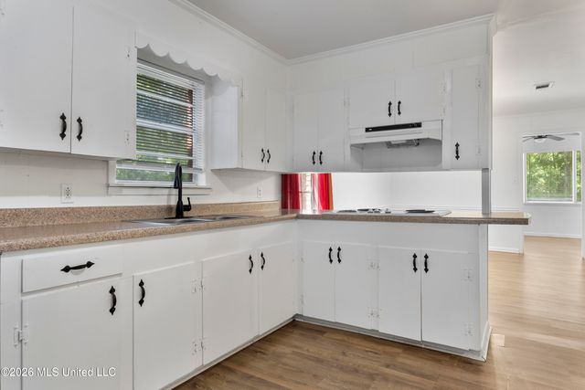 2408 Callie Road, Gautier, MS 39553