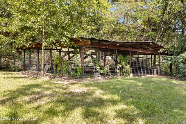 2408 Callie Road, Gautier, MS 39553