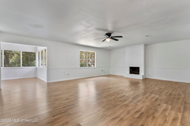 2408 Callie Road, Gautier, MS 39553