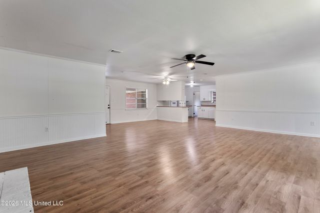 2408 Callie Road, Gautier, MS 39553