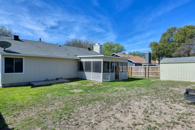 9407 Greens Pt, San Antonio, TX 78250