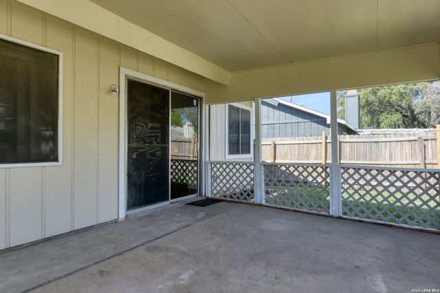 9407 Greens Pt, San Antonio, TX 78250