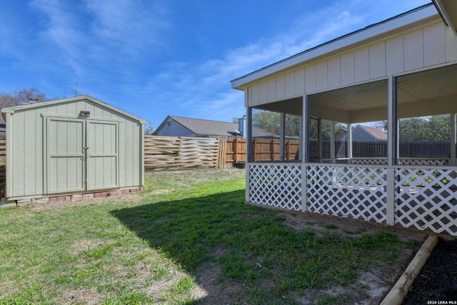 9407 Greens Pt, San Antonio, TX 78250