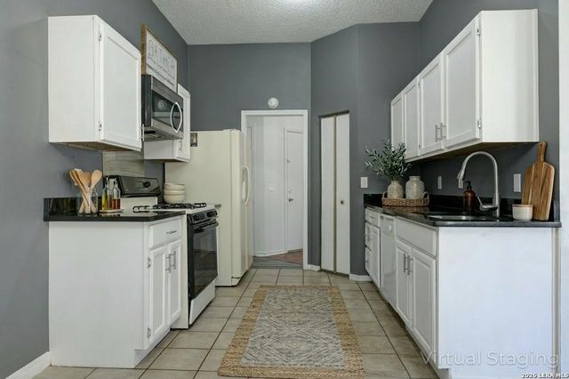 9407 Greens Pt, San Antonio, TX 78250