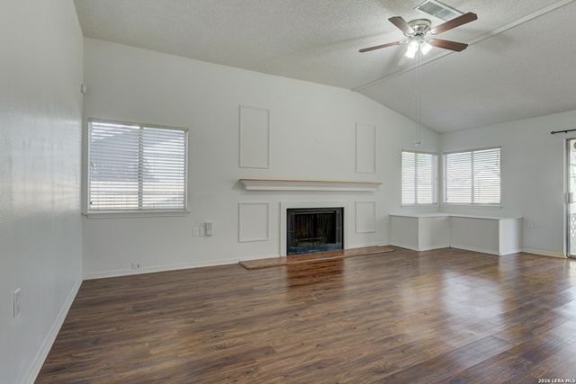 9407 Greens Pt, San Antonio, TX 78250