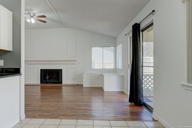 9407 Greens Pt, San Antonio, TX 78250