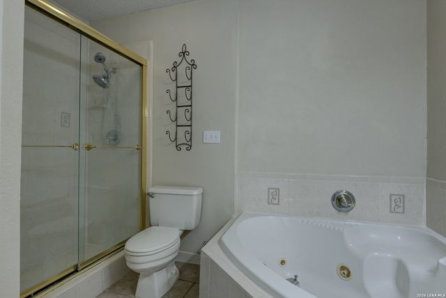 9407 Greens Pt, San Antonio, TX 78250