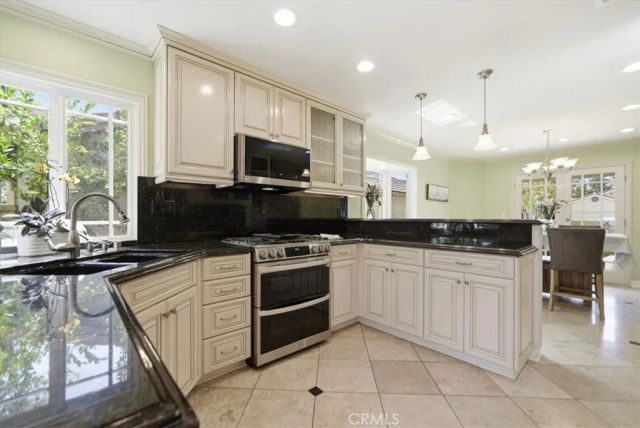 23639 Via Primero, Valencia, CA 91355