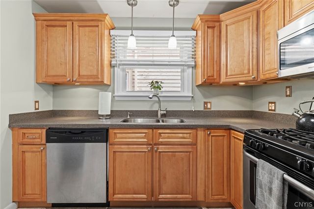 218 Whittier Avenue 20, Syracuse, NY 13204