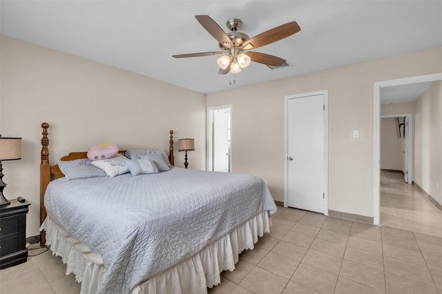 308 Tiegs Street, League City, TX 77573