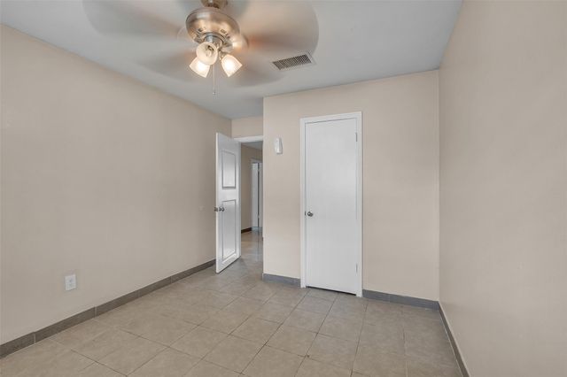 308 Tiegs Street, League City, TX 77573