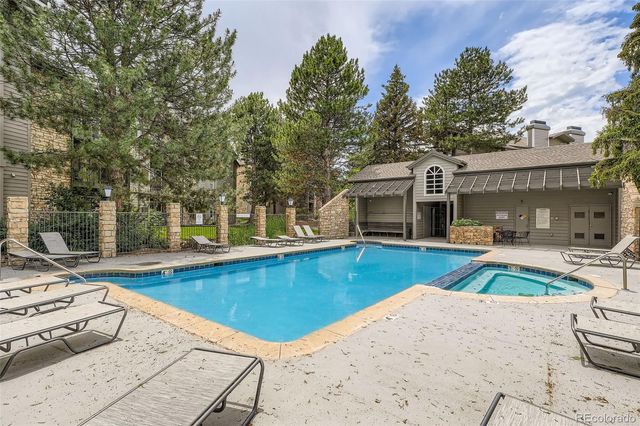 2575 S Syracuse Way B107, Denver, CO 80231