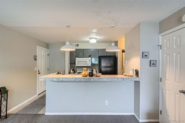 2575 S Syracuse Way B107, Denver, CO 80231