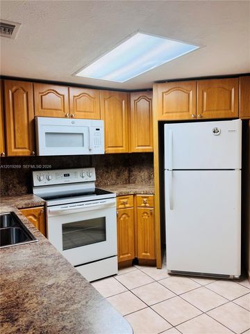 10241 NW 9th St Cir 107-5, Miami, FL 33172