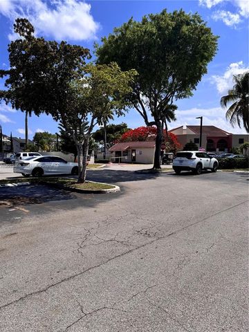 10241 NW 9th St Cir 107-5, Miami, FL 33172