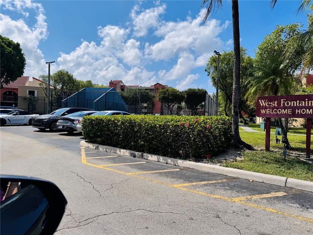 10241 NW 9th St Cir 107-5, Miami, FL 33172