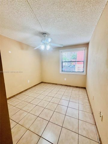 10241 NW 9th St Cir 107-5, Miami, FL 33172