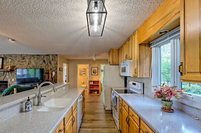 623 Overlook Way, Sky Valley, GA 30537