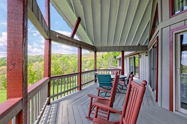 623 Overlook Way, Sky Valley, GA 30537