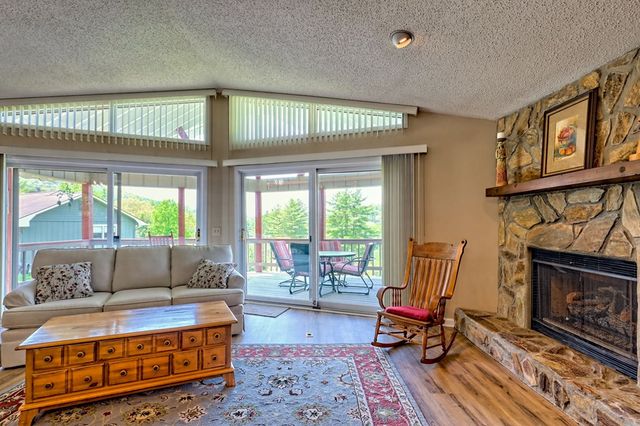 623 Overlook Way, Sky Valley, GA 30537