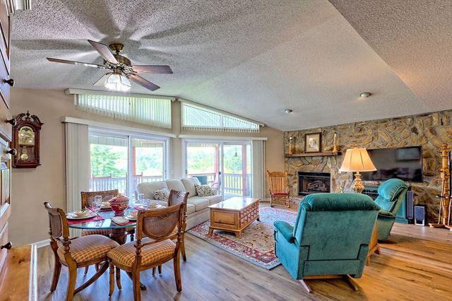 623 Overlook Way, Sky Valley, GA 30537