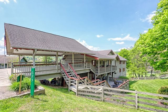 623 Overlook Way, Sky Valley, GA 30537