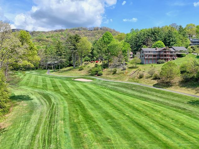 623 Overlook Way, Sky Valley, GA 30537