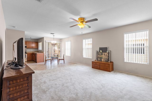 13422 RUTGERS GDN, San Antonio, TX 78249