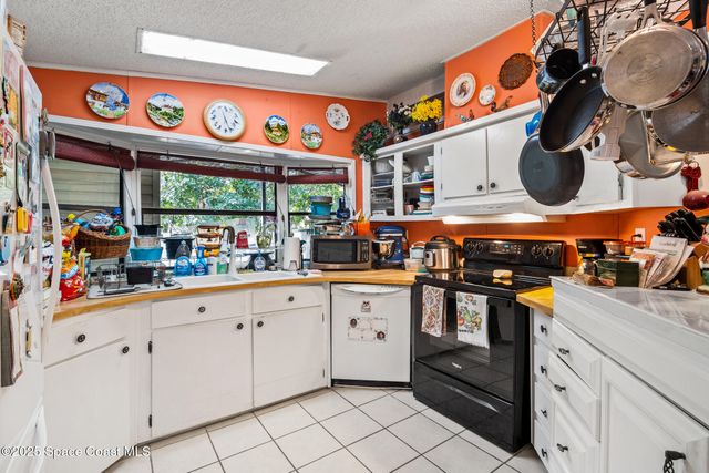 1289 Gardenia Drive, Barefoot Bay, FL 32976