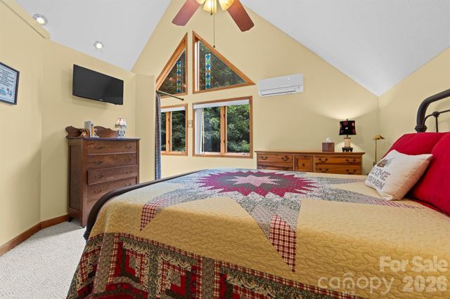 670 Parkway Drive, Maggie Valley, NC 28751