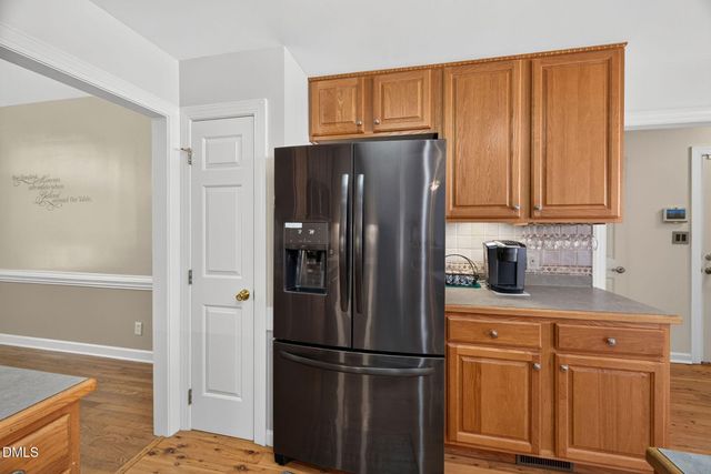 400 La Vista Court, Benson, NC 27504