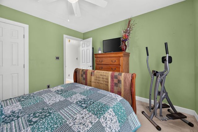 400 La Vista Court, Benson, NC 27504