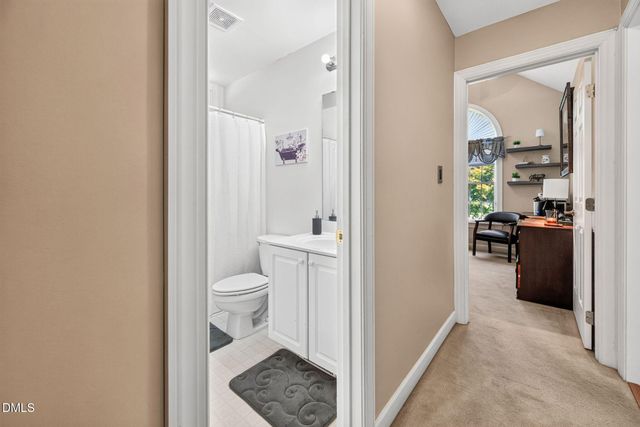 400 La Vista Court, Benson, NC 27504