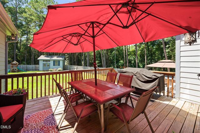 400 La Vista Court, Benson, NC 27504