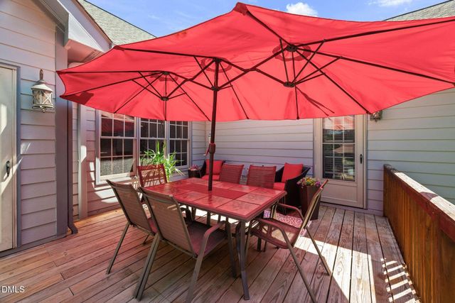 400 La Vista Court, Benson, NC 27504