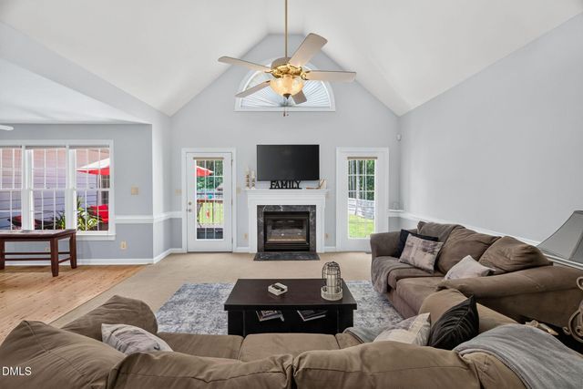 400 La Vista Court, Benson, NC 27504