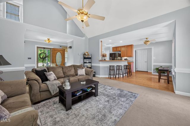 400 La Vista Court, Benson, NC 27504