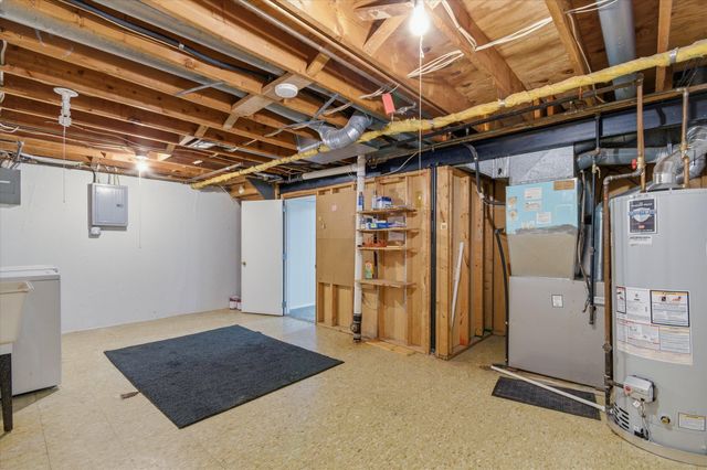 3273 Bolgos Circle, Ann Arbor, MI 48105