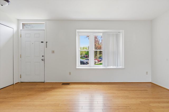 3273 Bolgos Circle, Ann Arbor, MI 48105