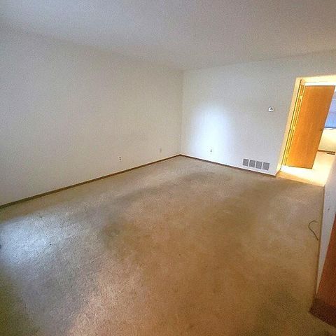 713 Michael View Court, 86, Columbus, OH 43085