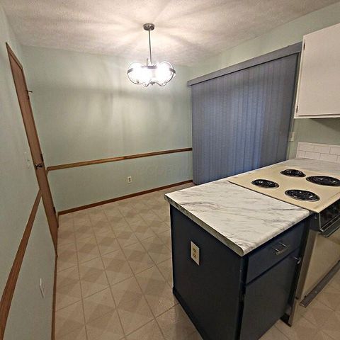 713 Michael View Court, 86, Columbus, OH 43085