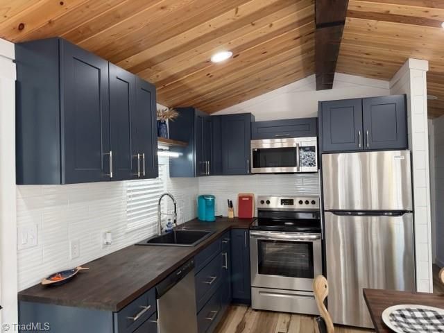 206 Cardinal Drive, New London, NC 27306