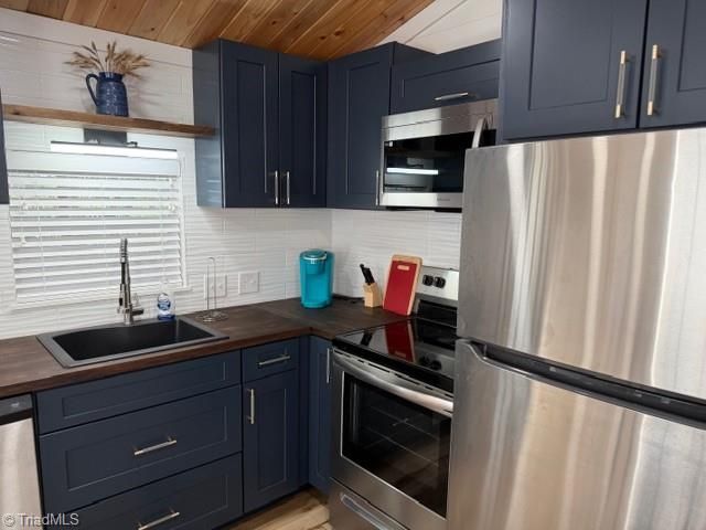 206 Cardinal Drive, New London, NC 27306