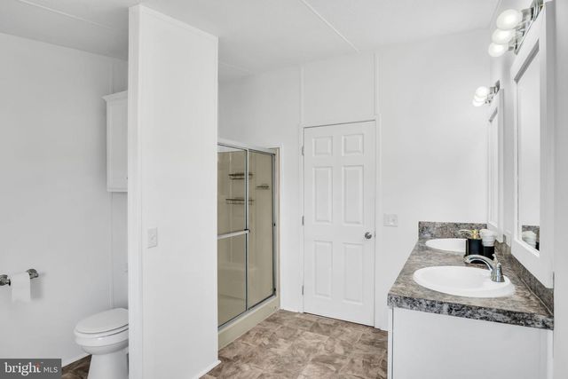 11 TYLER DR, East Berlin, PA 17316