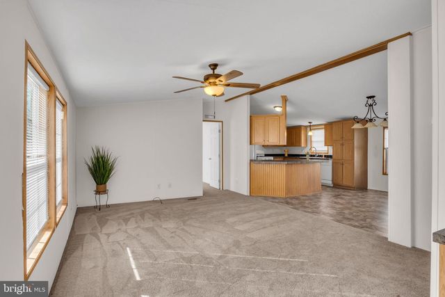 11 TYLER DR, East Berlin, PA 17316