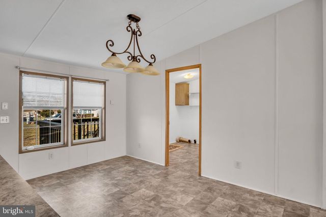 11 TYLER DR, East Berlin, PA 17316